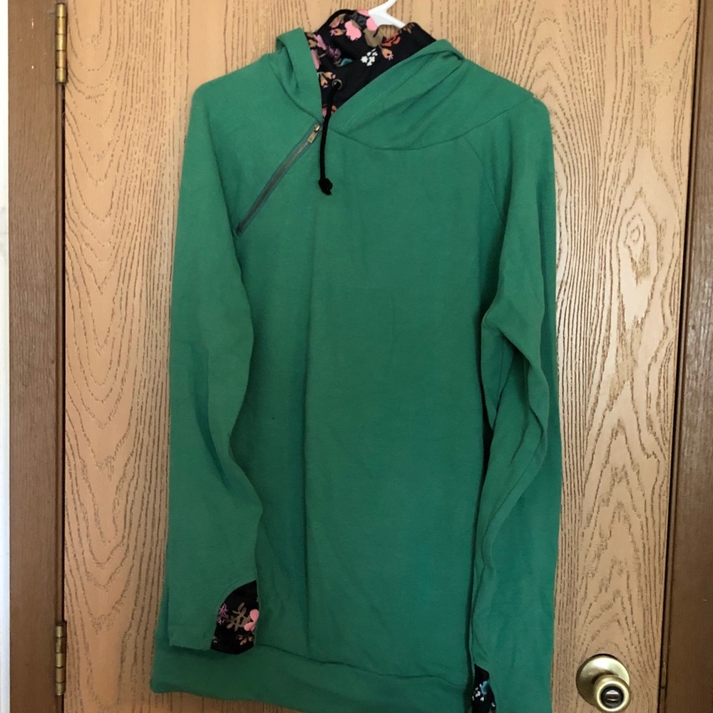 Ampersand & Avenue double hooded sweatshirt.